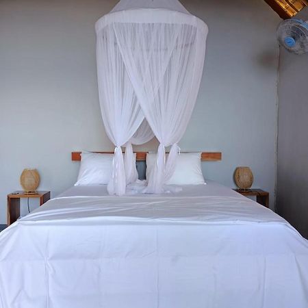 Hotel Cassabonelly Maumere Esterno foto