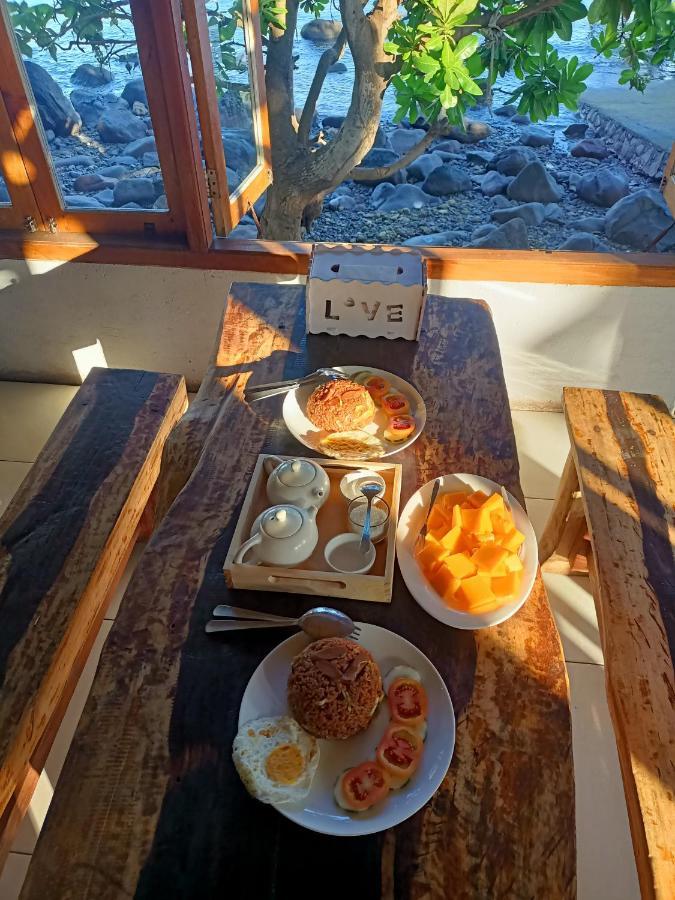 Hotel Cassabonelly Maumere Esterno foto
